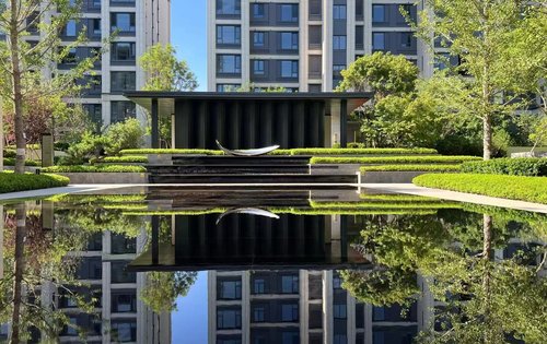 中海·阅麓山动态:这个小区是在大连看的叠拼别墅产品当中的天花板了