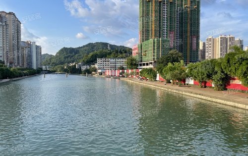 悦江府高层封顶在即欢迎到店参观