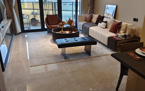 116平四房样板间