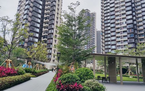 今日天气晴阳光正好微风不燥太阳快来万科万荟花园一起喝柠檬茶吧