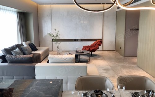 保利天悦动态:240天际样板间-成都安居客