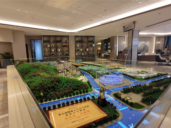 碧桂园凤凰城,宜昌碧桂园凤凰城房价,楼盘户型,周边配套,交通地图,东山大道与桔城路交汇处(五一广场正对面) - 安居客