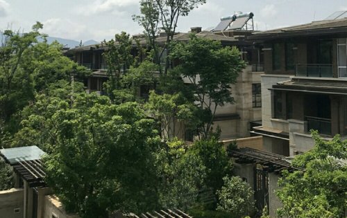点评(共57条)></p></a>>恒大云玺是一个纯别墅盘,这在昆明主城区内是难再有的