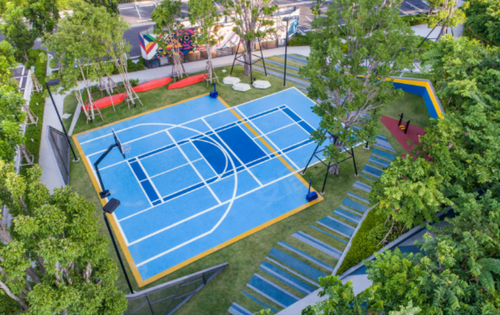 小区内也会有篮球场哦运动的好地方