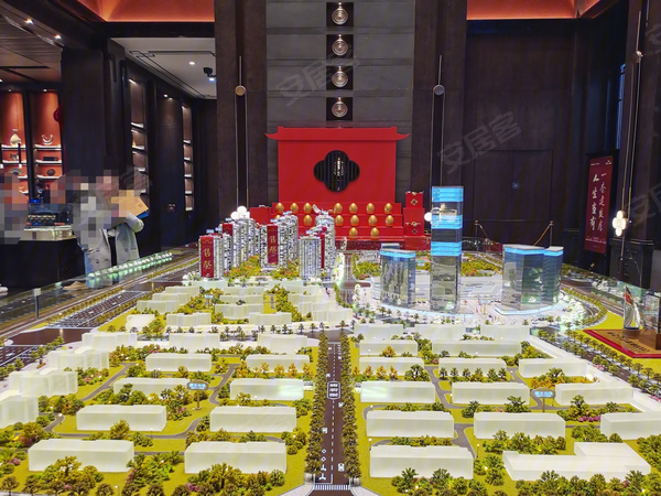 建发央著规划沙盘