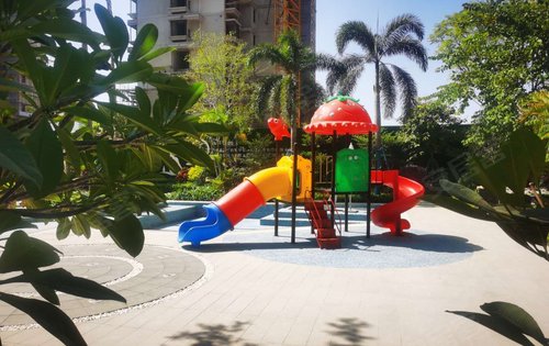 北海新城吾悦广场动态:业主休闲场所,小孩滑滑梯园林绿化-北海安居客