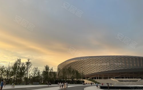 凤凰山体育中心国际性体育场馆大运会 亚洲杯