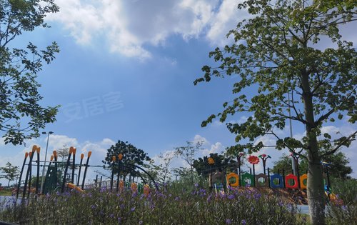 碧桂园云樾半岛动态:万江碧桂园云樾半岛项目旁边儿童公园实拍-东莞