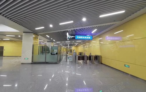 项目旁花城街站已经建成广清城际即将通车