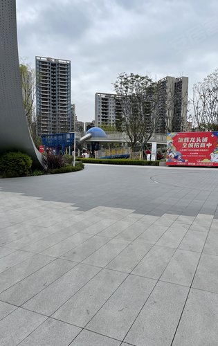 万盛站tod旭辉中心动态:小区门口的公园已建成,欢迎大家来玩来看房!