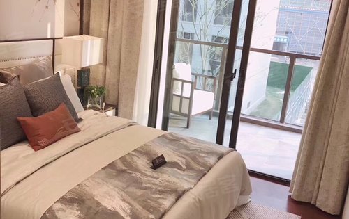 142-162-242五矿澜悦栖原楼盘点评(48)462018-12-17 15:54:18张少阳