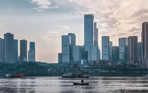 十里长江动态:十里长江,抢占两江四岸核心区-重庆安居客