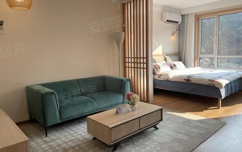 55平方米c户型样板间,一室一厅带装修交付,软件园的年轻人买房先看看