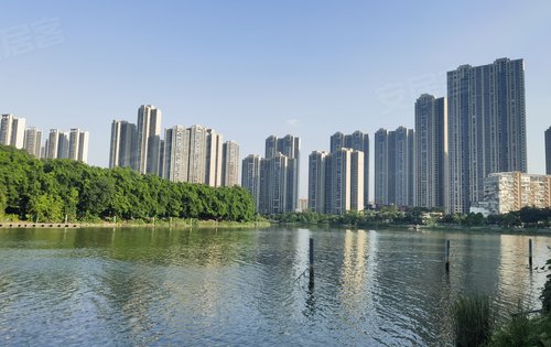 亚运城天逸,十三年旗舰之作,揽三山两江一岛,南北对流,湖光秋月两相和