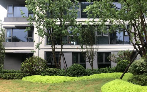 金鹏天著动态:近15米玻璃幕墙,10.7米长全景落地南阳台!-滁州安居客