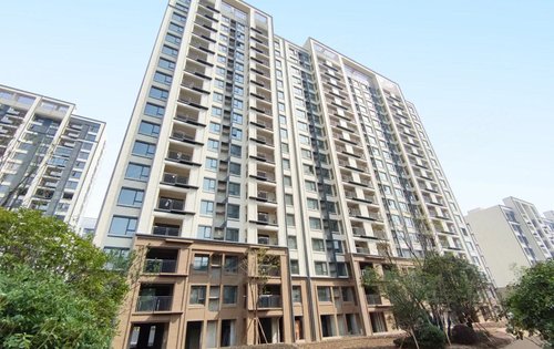 中梁·滨江壹号动态:九月交付现房，面积111-122三室两厅两卫，欢迎随时看房-安庆安居客