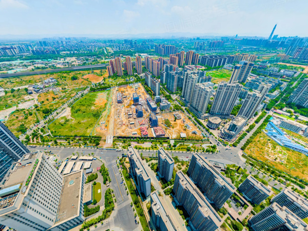 华润置地天宸上院,成都华润置地天宸上院房价,楼盘户型,周边配套,交通地图,长融东三路155号 - 安居客