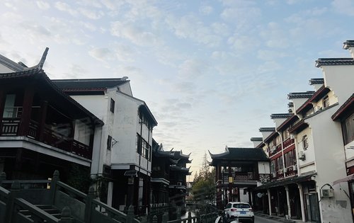 泗泾街道图片