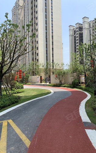 绿地镇江城际空间站