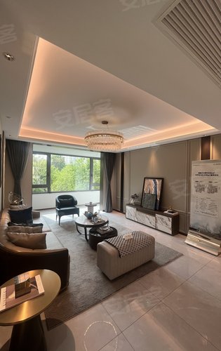 138平户型样板间,年底交付,首付50万起