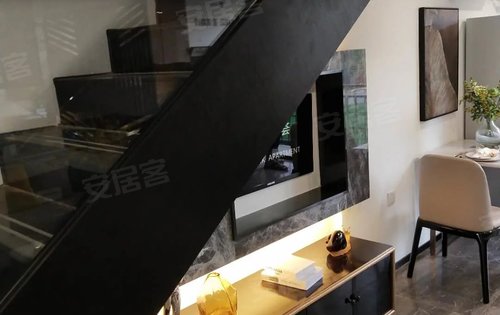 现场 依旧火爆! 力腾乐汇您的不二之选!!!