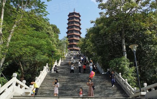 网红打卡地公明红花山公园距离项目仅一路之隔