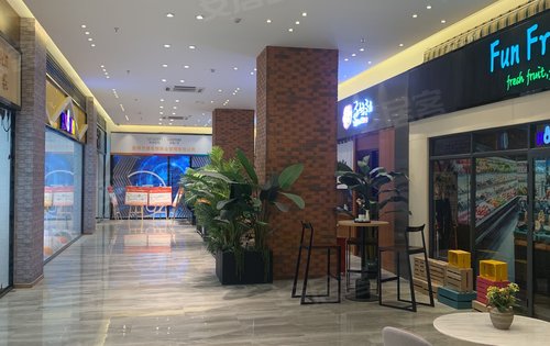 呈贡吾悦广场在售临街商铺,商铺样板间以及沙盘规划模展示,品牌商家