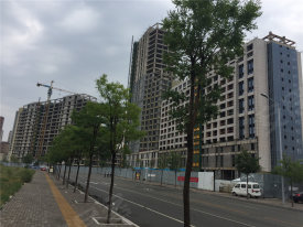凹凸广场