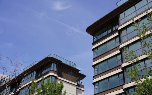 中海臻园府建设实景在售140180200220平考虑联系我带您看房有优惠