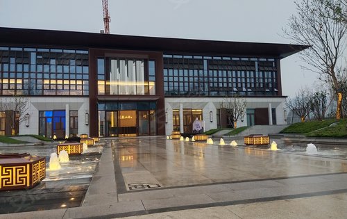 中国铁建龙泉山居