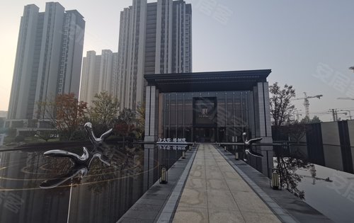 大华·潘安湖首府动态:湖光,高楼,倒影,美不胜收-徐州安居客