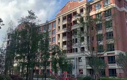 阳光城哈罗小镇