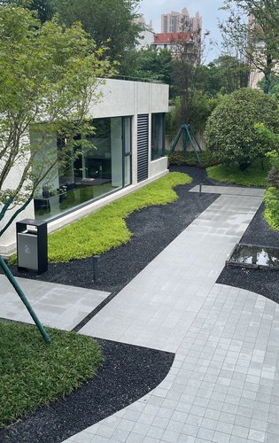 城发恒伟·东风映1897|映萃公馆动态:下雨天的东风映1897-长沙安居客