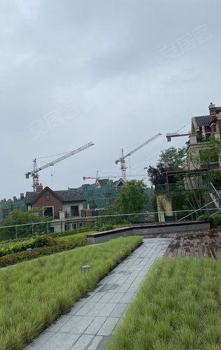 哈罗小镇,舒适三房,端头户型,品质小洋楼套内70～85平米-重庆安居客