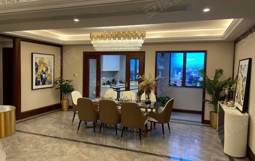 一梯一户大平层