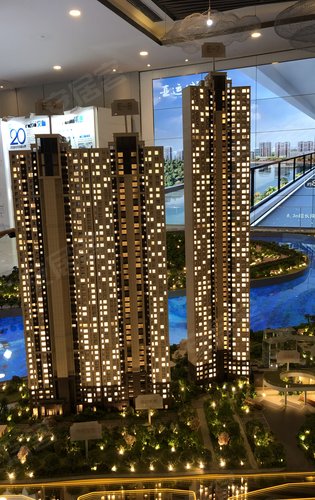 亚运城天逸组团e7 e8 e9栋 沙盘位置实景拍摄,南向看首排.