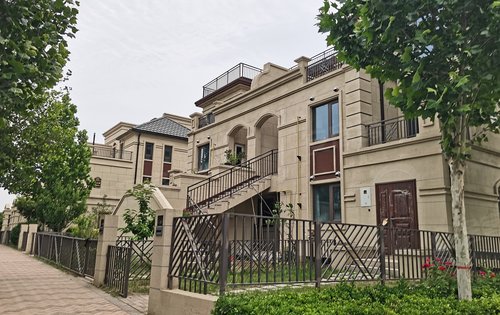 路劲阳光城动态:路劲阳光城叠拼别墅实景拍摄-廊坊安居客