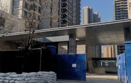 奥园和悦府动态:奥园和悦府在售面积168,210,320平米,明年交房,小区东门已弄好。-西安安居客