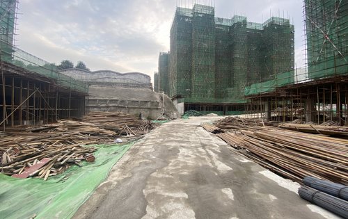 新瑪特佳園的施工現場