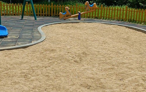 儿童乐园 滑梯 跷跷板 沙坑