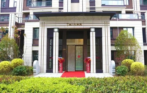 林溪天悦洋房入户单元门