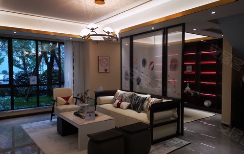 大汉汉府二期复式洋房样板间