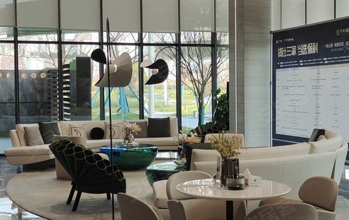 保利悦公馆动态:售楼部接待区-武汉安居客