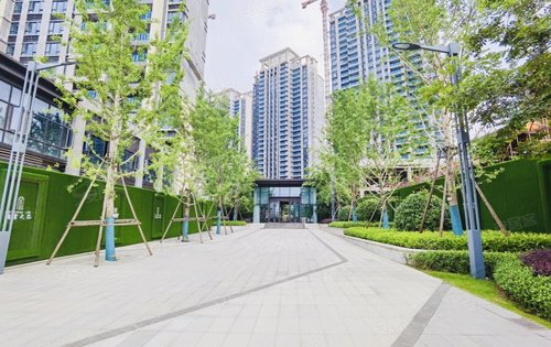 保利星宸动态:小区实景欢迎参观明年三月交房-武汉安居客