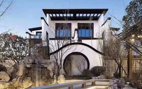 汉化-原山        一座小院便是一方天地,里面藏着一年四季的自然美景