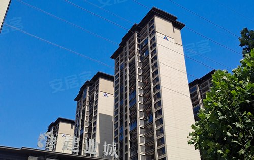 周口建业城动态:蓝天下的建业城-周口安居客