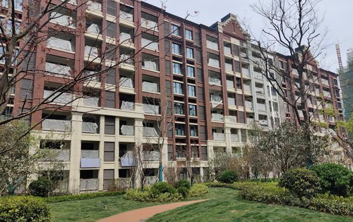 华地翡翠公园动态:褐石洋房实景呈现-菏泽安居客