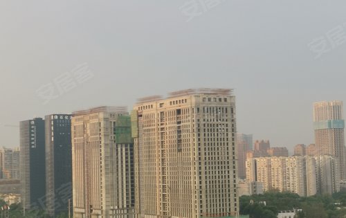 双发天禧中心动态:晨光中的双发天禧中心-成都安居客