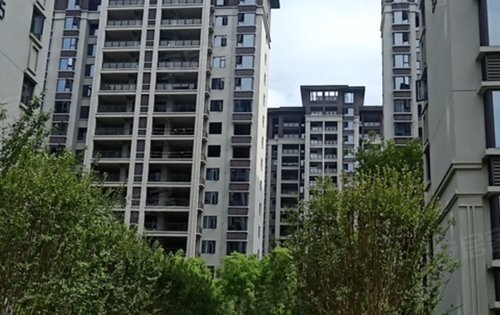 公园央著动态:小区实景拍摄-怀化安居客