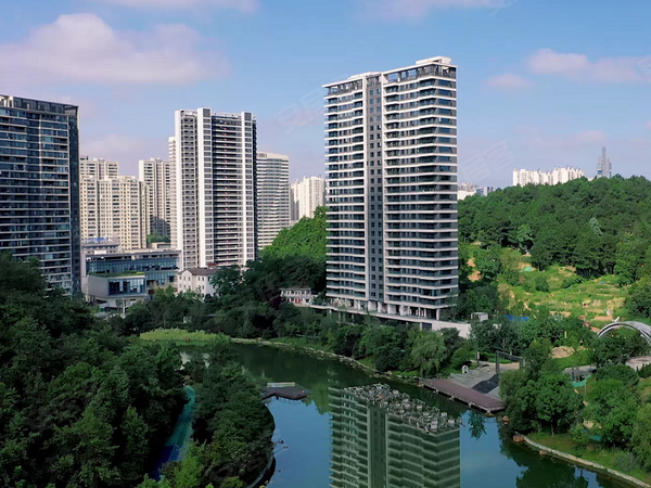 中海映山湖,贵阳中海映山湖房价,楼盘户型,周边配套,交通地图,林城东路与凯里路交叉路口 - 安居客